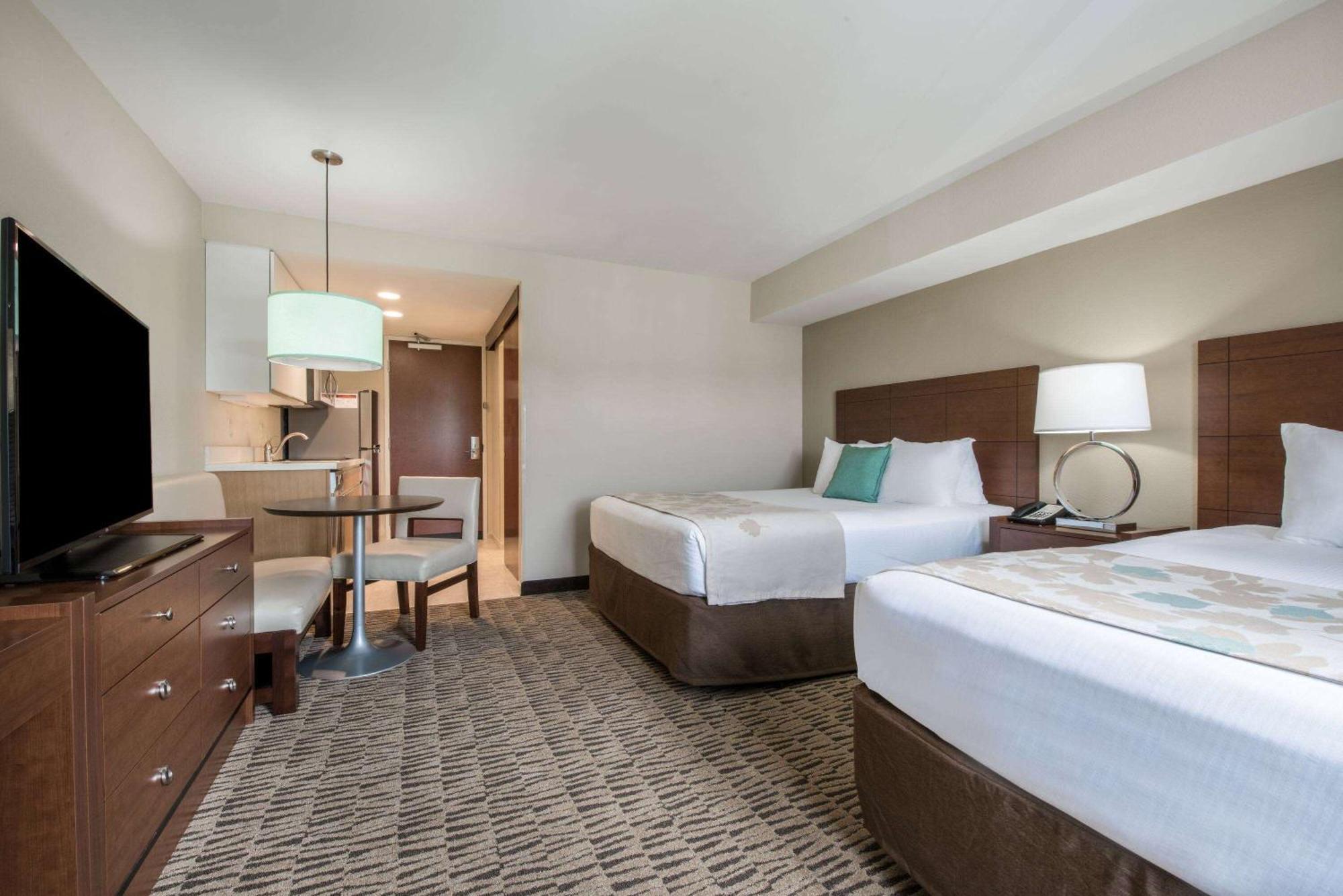 Hawthorn Suites By Wyndham Bridgeport Buitenkant foto